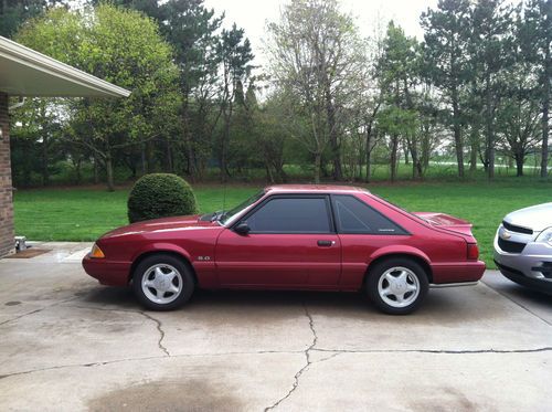 1993 mustang lx 5.0l hatchback, blower, performance items, great condition!!