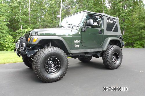 2005 jeep wrangler (willys edition)