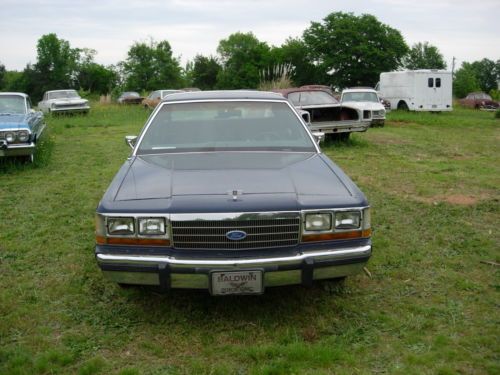 1990 ford cvl one owner~runs and drives~good tires~good condition