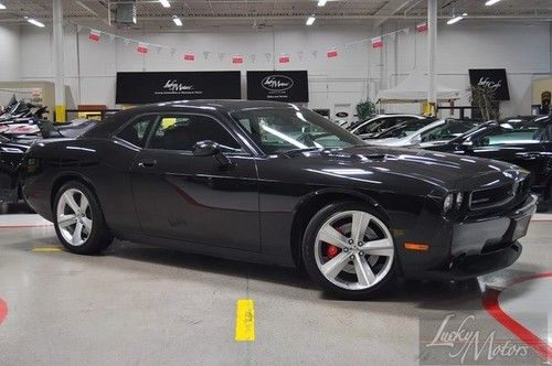 2010 dodge challenger srt8, one owner, 6-sp manual, xenon,navi, sat,heated seats