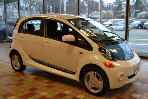 Electric car great gas mileage white only 39 miles low price warranty we finance