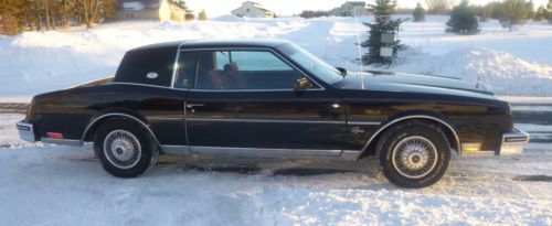 1983 buick riviera 2 door coupe  ***immaculate***