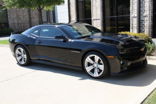 6.2l zl1 supercharged 580 horsepower auto sunroof navigation 20&#039;s clean 1 owner
