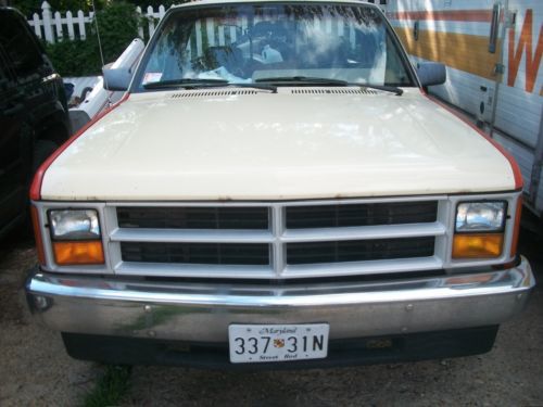 1987 dodge dakota base standard cab pickup 2-door 3.9l