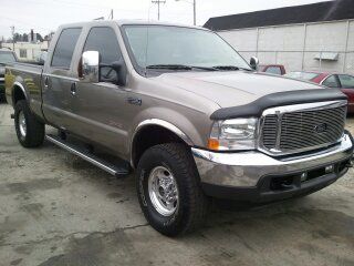 2004 crew cab ford diesel 4 wheel drive  **leather**