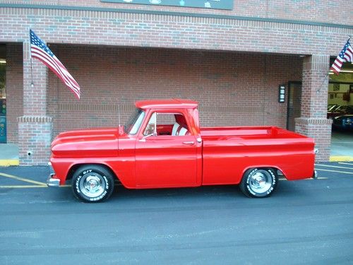 1966 chevy c-10 classic pickup truck antique