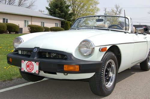 1979 mgb 4 speed w overdrive no reserve restored classic new top tank carb more!