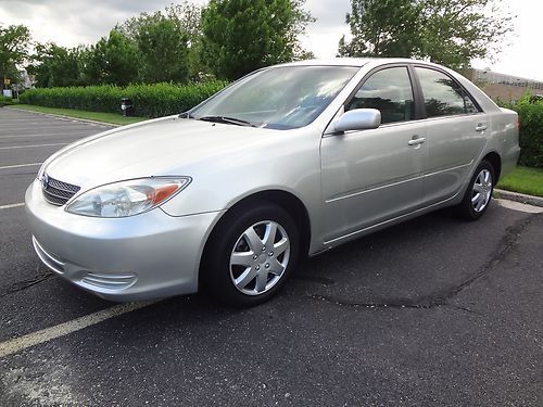 2004 toyota camry,4cyl super clean! power everything! remote start,xenon,wow!