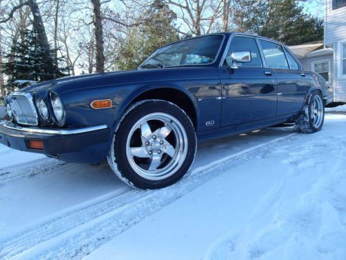 1982 jaguar xj6 with a little something special.... a gm 350 engine w/ turbo