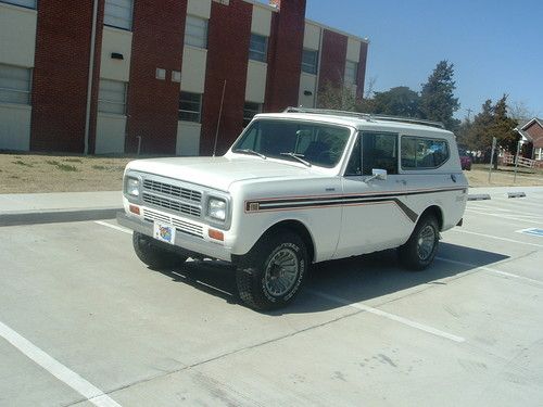 1980 scout ii turbo diesil sd-33, 4sp, 4x4,  2 owner extra nice, no rust