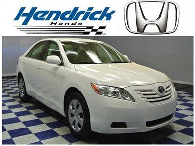 2007 toyota camry le sedan - new tires - auto - cloth - cd player - local trade