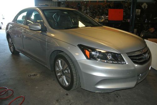 2012 honda accord lx 5-speed clean title for repair no reserve
