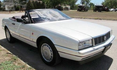 No reserve - 1990 caddy allante convertible, 112k, pearl white, black leather