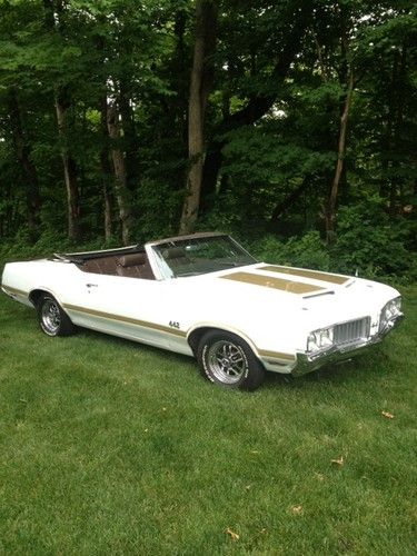 Real 1970 oldsmobile 442 convertible 455.