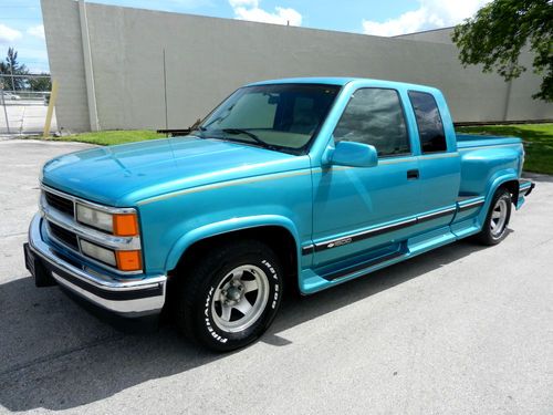 Nice 1996 chevy silverado 1500 extended cab flareside, loaded, leather, ground
