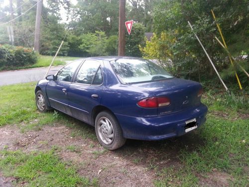1997 chevrolet blue cavalier base sedan 4-door 2.2l runs!