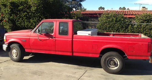 1997 f250 extended cab supercab work truck v8 auto 105k miles ** cheap**