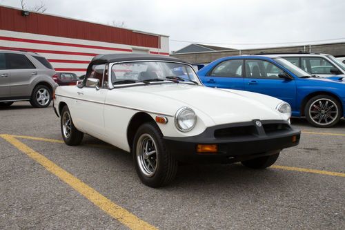1980 mg mgb 1800 overdrive, new top, low miles!