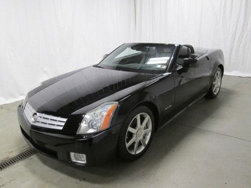 2004 cadillac xlr, low miles, convertible,navi,we finance,1 owner clean carfax
