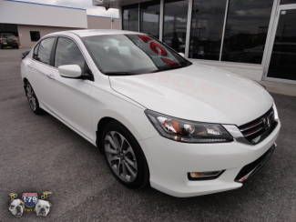 2013 honda accord sport one owner backup camera bluetooth only 6,000 miles!