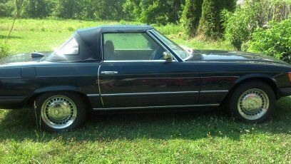 1976 blue mercedes 450sl. excellent condition!! hard top and convertible