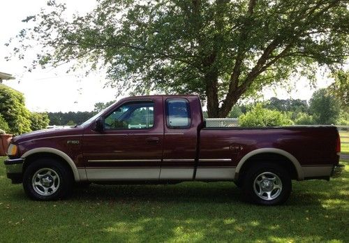 One owner f-150 extended cab lariat