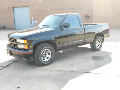 1991 chevrolet c/k 1500 sport truck with new 350 chevy crate engine
