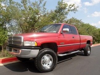 1 owner - clean carfax - 12v cummins diesel with only 159k miles - 4x4 tx truck!