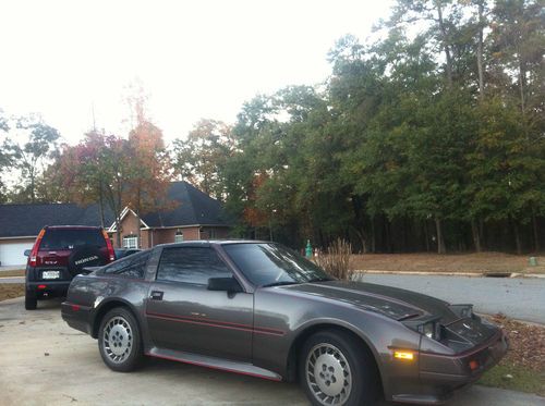 '86 300zx-turbo,at,t-tops,am-fm-mp3,pw-ps,leather,tinted,no dents,good paint