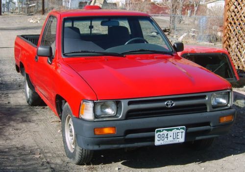 1994 toyota pickup, new engine! runs and drives like new!