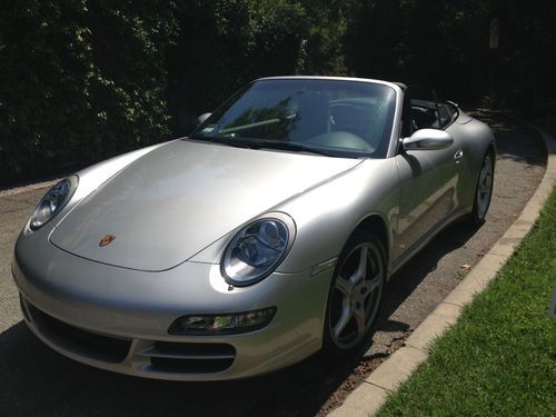 Incredible 2007 porsche 911 carrera 4 cabriolet with less than 33,000 miles