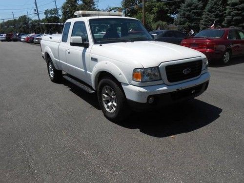 2009 ford ranger xlt automatic 4x4 fiberglass bed cover service truck
