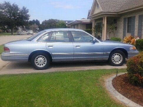1997 ford crown victoria