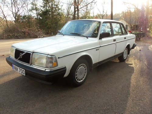 Clean southern 1991 volvo 240 dl rust free