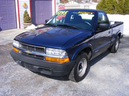2002 chevy s-10  original 75,000 mi pickup