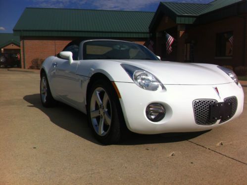 2008 pontiac solstice convertible automatic 1 owner will trade finance &amp; ship !!