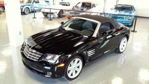 Only 3,700 miles - roadster convertible!!- see video----black w/ black top!