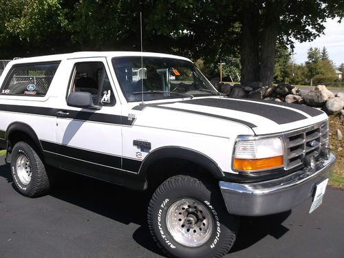 96ford bronco w/ rare factory5speed+302 efi v8!last year of convert-classic !!!