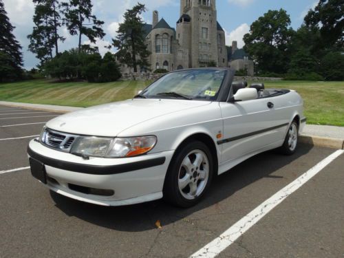 2000 saab 9-3 93 convertible low miles serivice records no reserve !