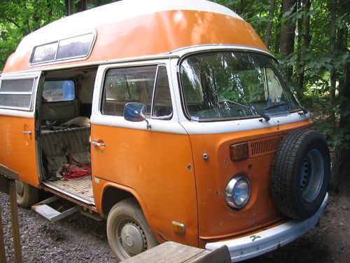 1974 volkswagen bus campmobile with rare +6' standing room from fiberglass roof