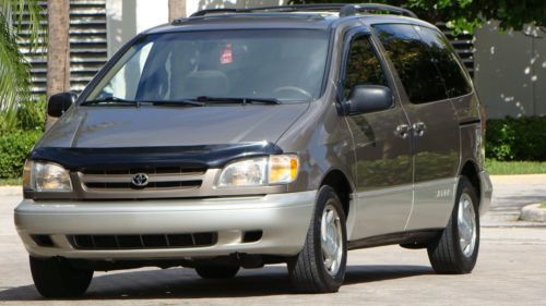 1999 toyota sienna xle premium mini van one florida owner selling no reserve