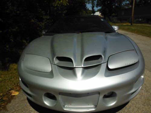1999 pontiac trans am ws-6 t-roofs 6speed icecoldairconditioning 5.7liter 8cyl
