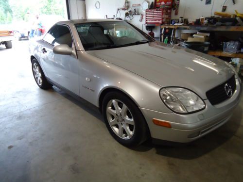 1998 mercedes slk , extremly clean , well maintained