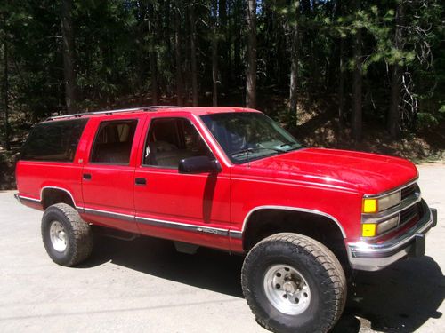 1992 chevy 6in lift 4x4 hot rod suburban rebuilt 350 &amp; 700r 33in tires