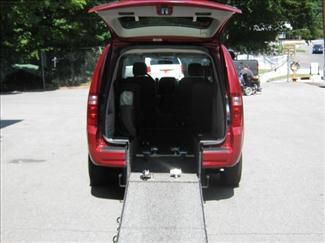 2008 handicap wheelchair van rear entry 62k miles like new van!!!!!!!!!!!!!!!!!!