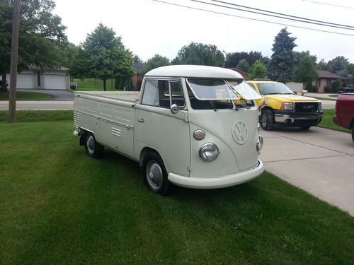 1964 volkswagen single cab pick up , one of the nicest i have seen , very rare