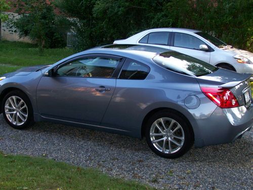 2012 nissan altima coupe  loaded wow check this one out!!!!!!!!!!!!!!!