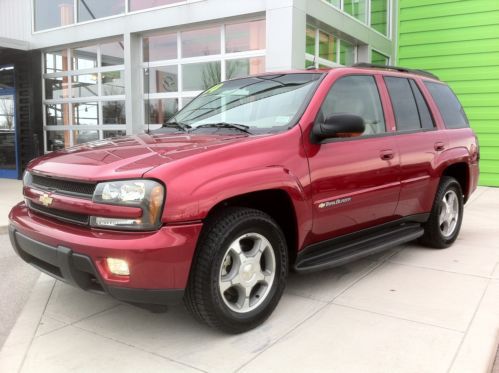 Chevy red suv leather dvd 1 owner 4x4 low miles sport utitlty