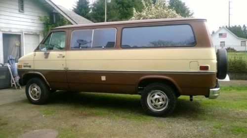 All original 1981 vintage chevrolet g20 sport van with bed &amp; ice box