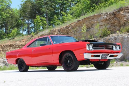 1969 plymouth road runner 440, six pack, ps, show stopper!!